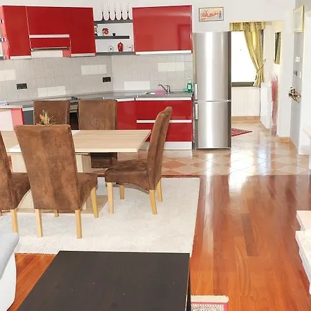 Vila Lenart * Brežice